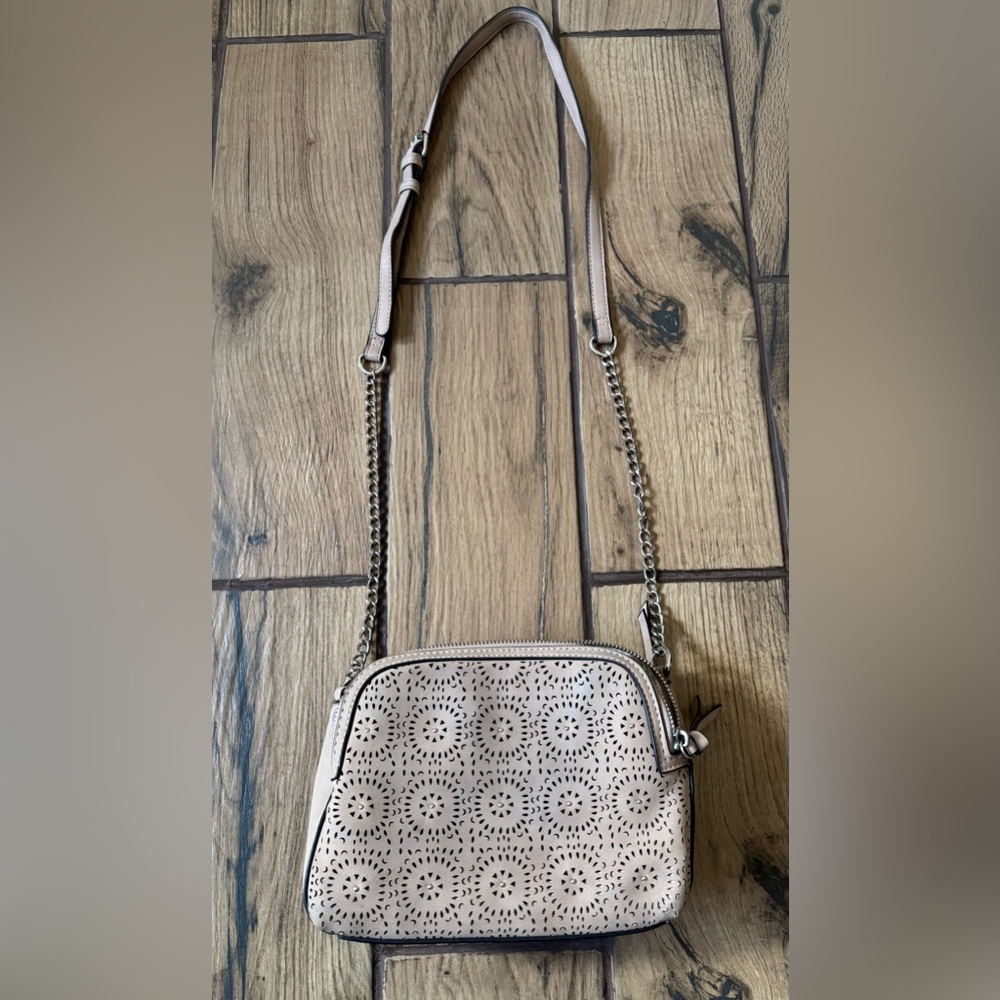 Chic Beige Crossbody Bag with Cut-Out Design